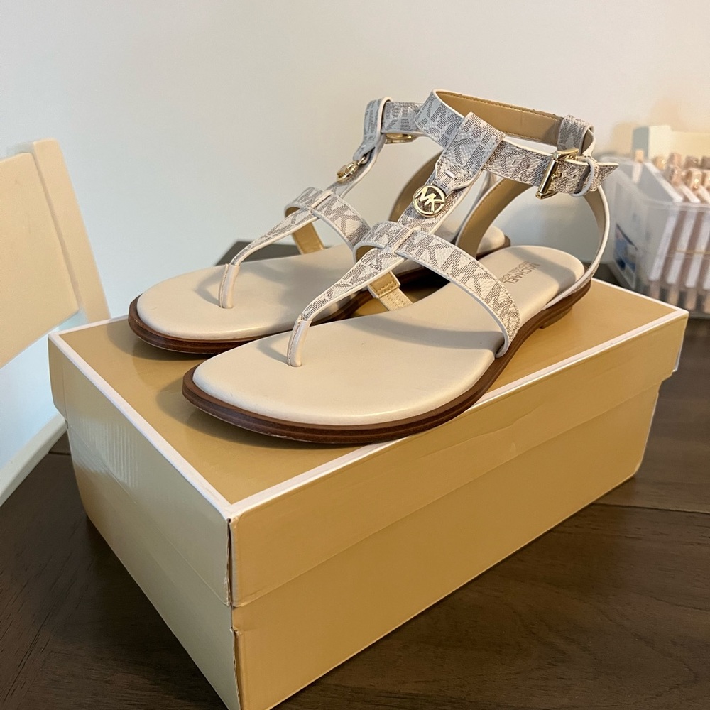 Cream Michael Kors Sandals